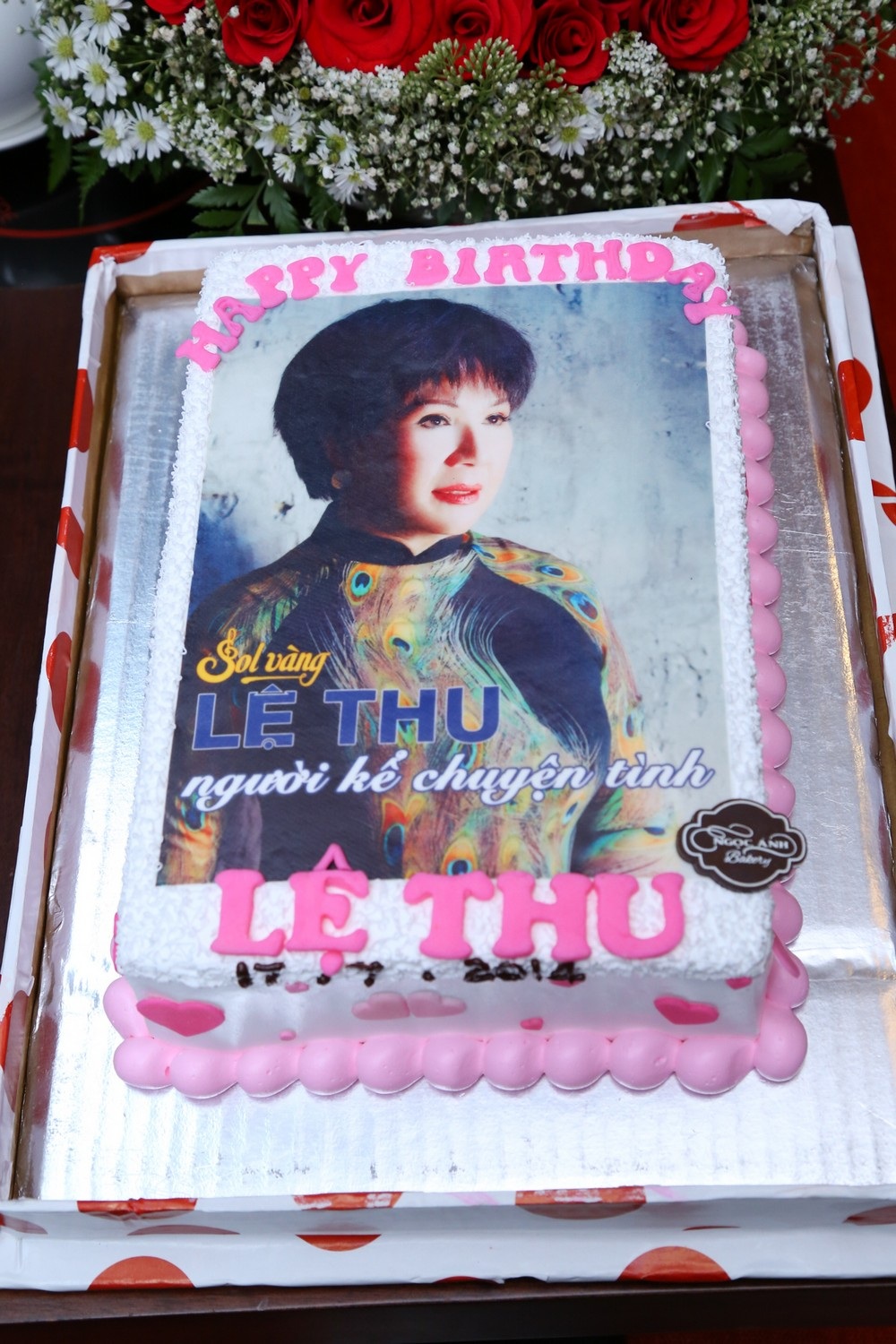 Hoa hậu Thu Hoài cùng Phương Thanh mừng sinh nhật Lệ Thu