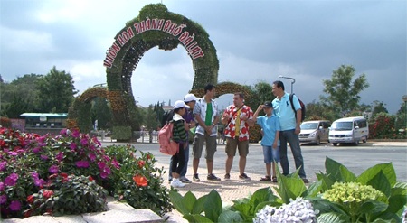 “Cha con hợp sức”, chuyến hành trình thú vị của cha và con - 1 “Cha con hợp sức”, chuyến hành trình thú vị của cha và con