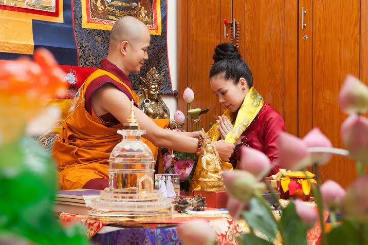 Diễn viên - doanh nhân Hạ My vừa phát tâm quy y Phật giáo - 6 Huyền Anh