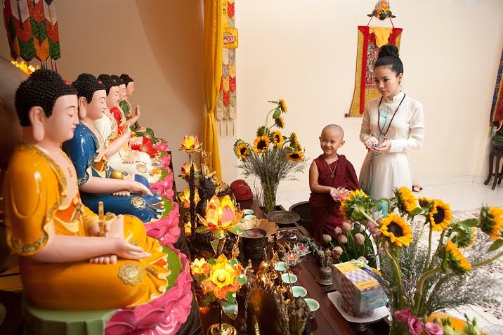 Diễn viên - doanh nhân Hạ My vừa phát tâm quy y Phật giáo - 7 Huyền Anh