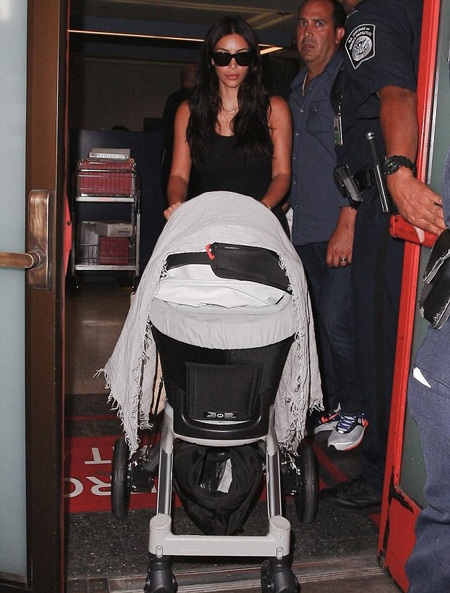 Kim Kardashian trở về Mỹ sau kỳ nghỉ dài - 3 Kim Kardashian