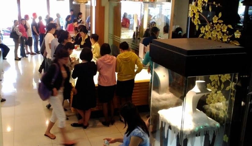 “Cơn sốt” trang sức DOJI toàn quốc - 2 “Cơn sốt” trang sức DOJI toàn quốc