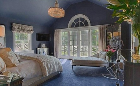 Catherine Zeta-Jones