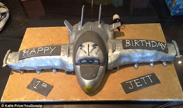 Siêu mẫu Anh tha thứ cho chồng ngoại tình - 4 Katie Price