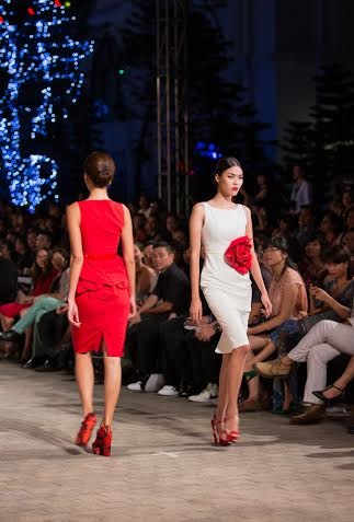 Chiêm ngưỡng vẻ quyến rũ khó cưỡng của bộ sưu tập “Bông hồng nước Pháp” - 4 Hình dáng những cánh hoa giấu tinh tế hiện lên trong thiết kế nếp váy cầu kỳ.