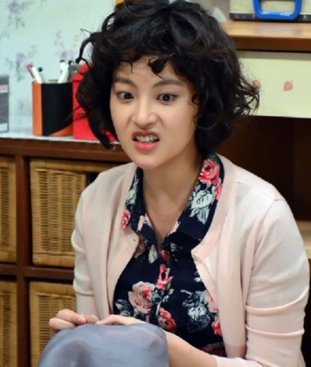Kiều nữ Oh Yeon Seo nổi tiếng nhờ lấn sân điện ảnh - 10 Tạo hình mới của Oh Yeon Seo gây nhiều bất ngờ cho người hâm mộ