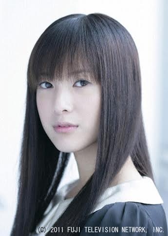 Ba nữ diễn viên Nhật Bản xinh đẹp trong “Tình như đám mây xa” - 2 Karina xuất sắc với vai diễn Emi Fujii trong phim “Tình Như Đám Mây Xa”