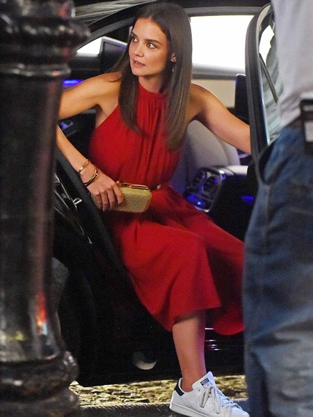 Katie Holmes trúng hợp đồng quảng cáo đắt giá - 3 Katie Holmes