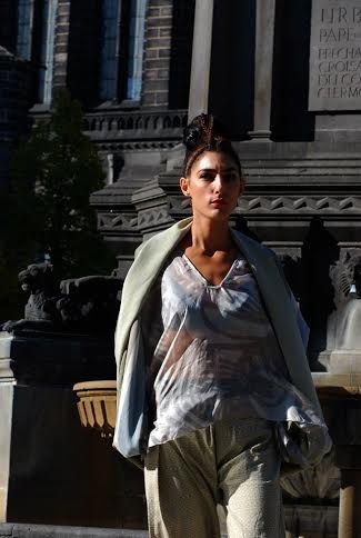 Minh Hạnh và Công Khanh tiếp tục giới thiệu bộ sưu tập tại Pháp