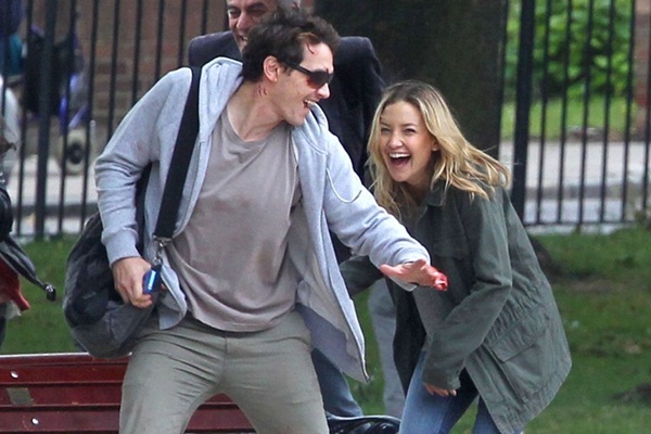 James Franco và Kate Hudson làm kẻ trộm trong “Người tốt” - 2 James Franco và Kate Hudson làm kẻ trộm trong “Người tốt”