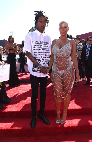 Người mẫu Mỹ mặc sexy lái mô tô “khủng” - 8 Amber Rose