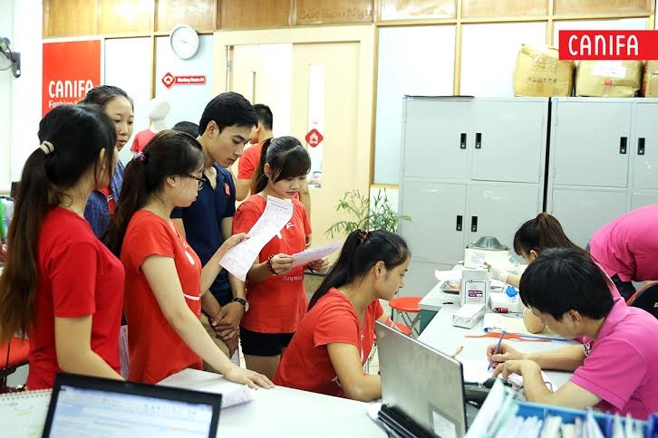 Ai cũng mong lọt qua vòng khám sức khỏe để được tham gia hiến máu