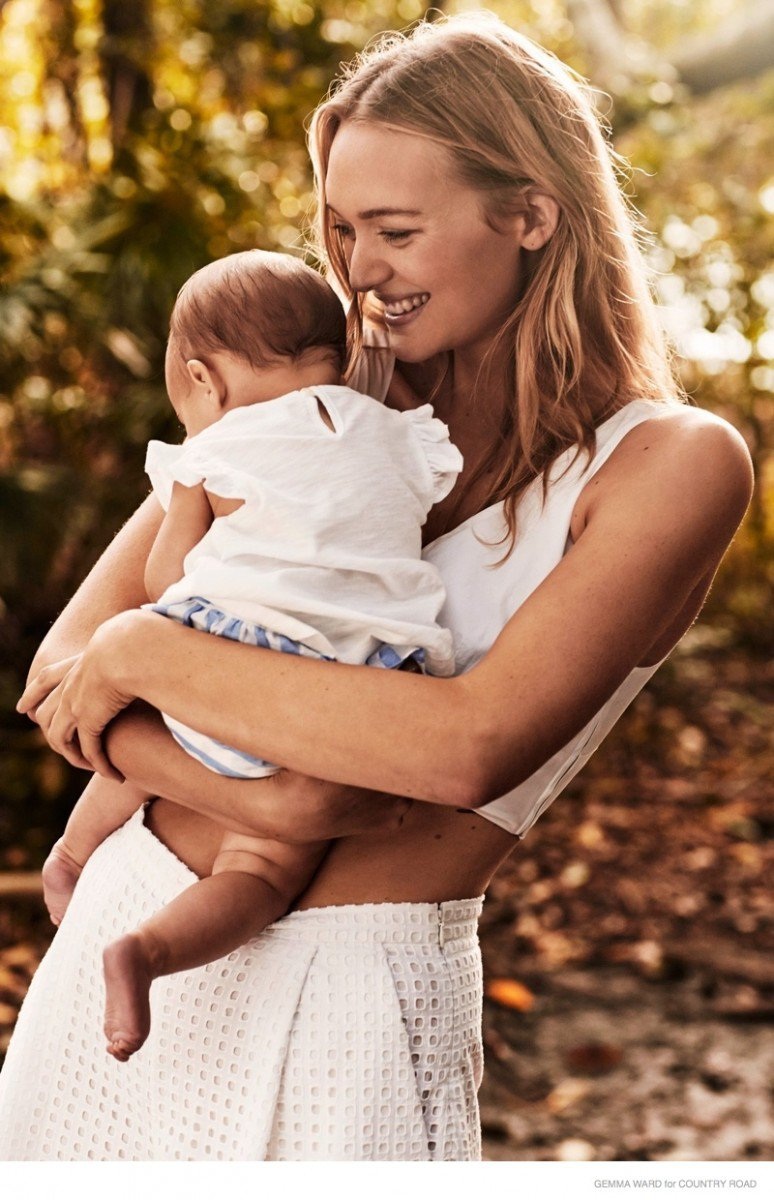 Siêu mẫu “búp bê” bế con chụp hình quảng cáo - 6 Gemma Ward