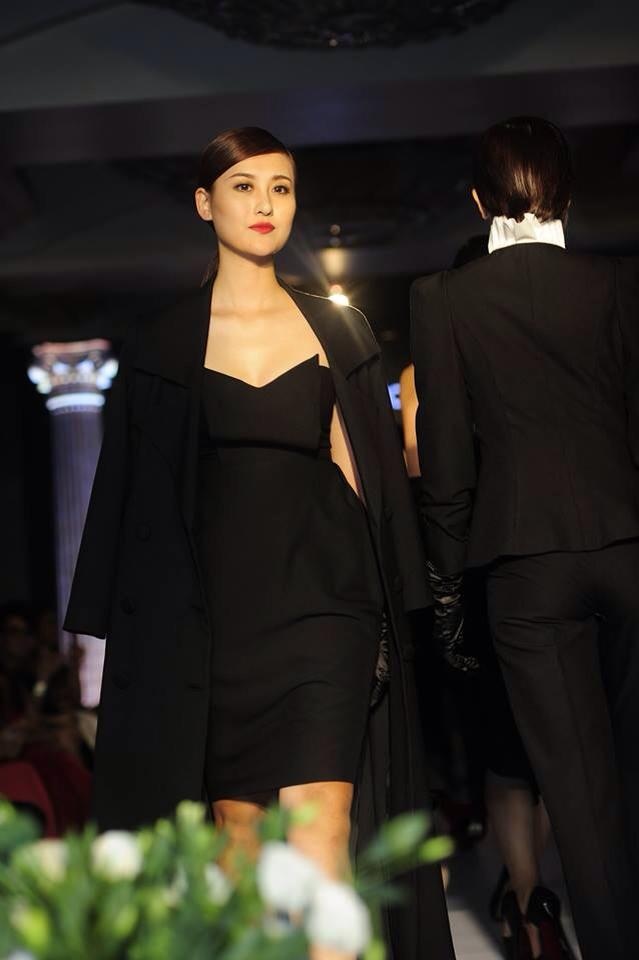 Nổi bật với phong cách Retro là bộ sưu tập của nhà thiết kế trẻ Trang Cherry với chủ đề Memory.