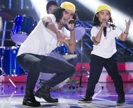 Mỹ Linh và Hồng Vân tranh giành bé Hàn Quốc gốc Việt - 1 Bên cạnh một Uyên Nhi