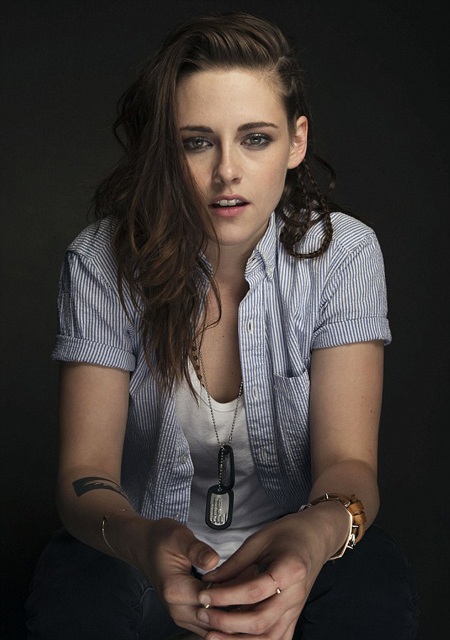 Kristen Stewart nổi bật tại liên hoan phim - 1 VN