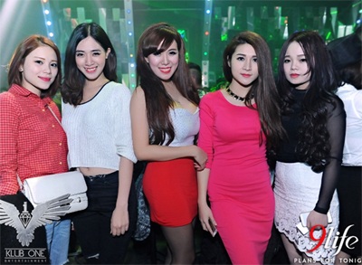 Mai Thỏ khoe sắc cùng các hotgirl đình đám: Linh Rin, Hà Min, Vân Navy