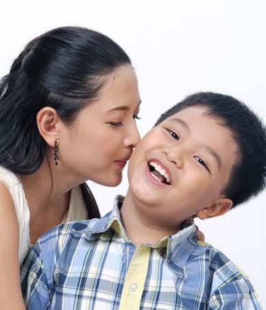 Ngắm thiên thần nhí của các MC Việt - 3 KM