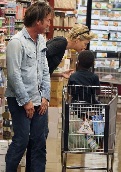 Charlize Theron và Sean Penn thực sự đang hẹn hò - 9 VN