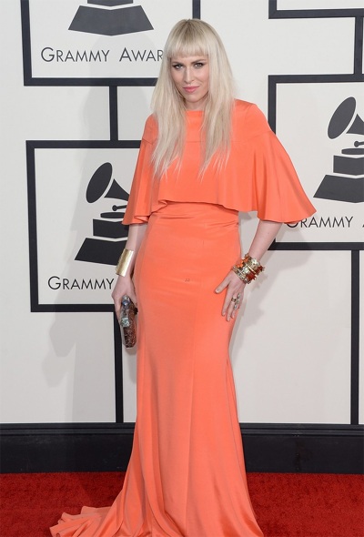 Dập dìu giai nhân trên thảm đỏ Grammy - 26 Natasha Bedingfield.