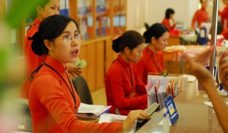 NHNN thanh tra, Sacombank nói gì về lợi nhuận giảm sút? - 1 Trong tháng này, NHNN sẽ hoàn tất việc thanh tra Sacombank.