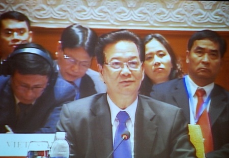 Thủ tướng Nguyễn Tấn Dũng phát biểu tại Hội nghị CG 2012 (ảnh: BD).