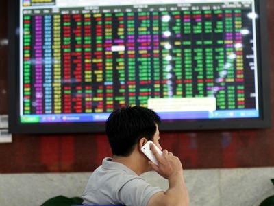 Trên 270 mã tăng trong phiên đầu tiên nới biên độ giao dịch - 1 Trên 270 mã tăng trong phiên đầu tiên nới biên độ giao dịch