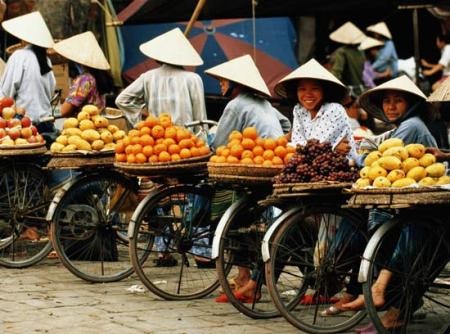 Giảm phát 3 tháng liên tục tại Hà Nội và TPHCM - 1 Giảm phát 3 tháng liên tục tại Hà Nội và TPHCM