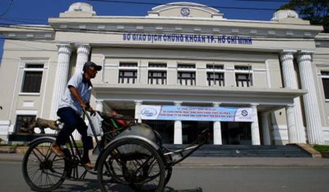 Cuối năm, dự báo chỉ số VN-Index sẽ vượt mốc 550 điểm.