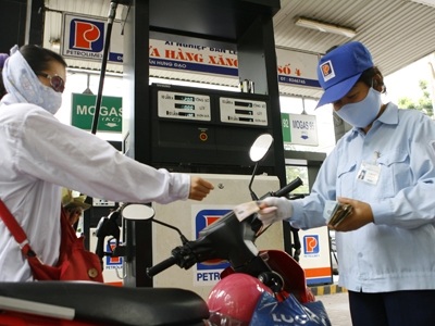 Điều hành xăng dầu: Đừng “tiền hậu bất nhất”! - 1 Điều hành xăng dầu vẫn bị tham phiên tăng nhanh giảm chậm, tăng nhiều giảm ít (ảnh minh họa).