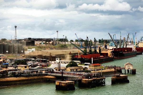 Những thiên đường mới cho giới đầu tư chứng khoán toàn cầu - 7 Dòng vốn đang hướng đến những thị trường có tính an toàn và triển vọng tăng trưởng tốt.
