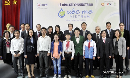 Hãy ươm mầm cho giấc mơ con trẻ - 2 GS.TS Phạm Tất Dong, Phó Chủ tịch kiêm Tổng thư ký Hội khuyến học Việt Nam (Ảnh: BD).