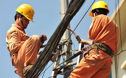 Tổng giám đốc EVN “trải lòng” về ghế nóng - 2 Giá điện thấp khó thu hút đầu tư.