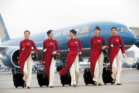 Vietnam Airlines kiến nghị gỡ bỏ giá trần bay nội địa - 1 Vietnam Airlines kiến nghị gỡ bỏ giá trần bay nội địa