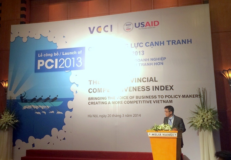 Ông Đậu Anh Tuấn công bố xếp hạng Chỉ số PCI 2013 (Ảnh: BD).