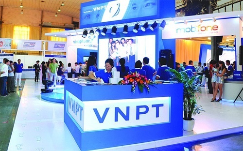 Thủ tướng chính thức phê duyệt tái cơ cấu VNPT - 1 Mobifone chính thức chia tay VNPT để về với Bộ Thông tin và Truyền thông.
