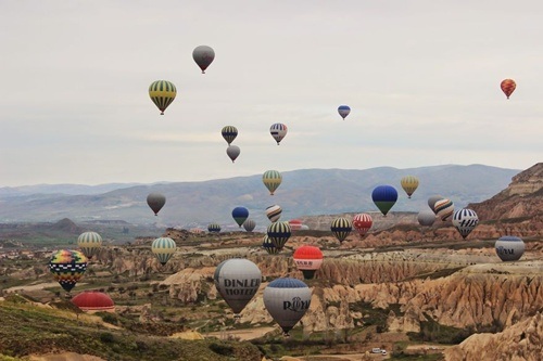 Khám phá thung lũng đá có hình dáng "siêu nhạy cảm" - 4 Thung lũng Cappadocia còn được biết tới với tên gọi thung lũng tình yêu.