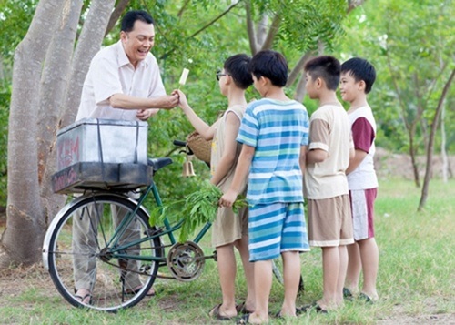 Những món ăn mát tê lưỡi ngày hè gắn liền với tuổi thơ - 2 Những món ăn mát tê lưỡi ngày hè gắn liền với tuổi thơ