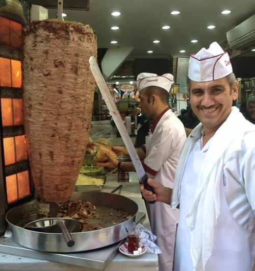Ẩm thực Việt lại được vinh danh với món "bò cuốn lá lốt" - 5 Doner Kebab, Thổ Nhĩ Kỳ