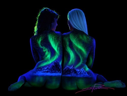  Sự kết hợp ăn ý giữa con người và thiên nhiên trong từ góc hình.