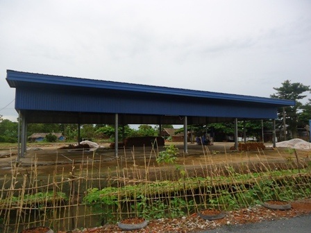 Chợ Tư Sáng ở xã Tân Tiến- TP Vị Thanh- xây xong rồi bỏ hoang