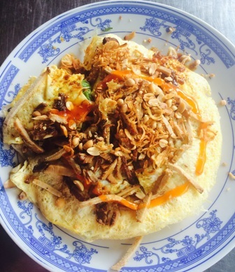 Món pizza hủ tiếu ngon, lạ hấp dẫn