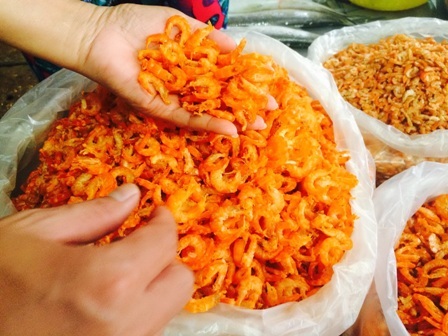 Về làng tôm khô nổi tiếng ở nơi cuối cùng của Tố quốc - 9 Tôm khô Rạch Gốc được đưa ra thị trường