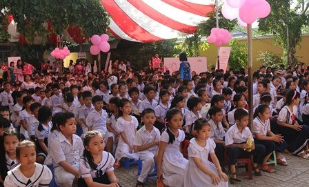 Đông đảo học sinh trường Tiểu học Hưng Lợi 2 tham gia sự kiện