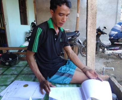 Những ông bố ngoại quốc và những đứa trẻ “vô thừa nhận” - 2 Bé T. theo mẹ về Việt Nam ở với ông ngoại đã 3 năm nay nhưng vẫn chưa làm được giấy khai sinh.