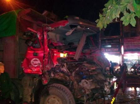 “Xe điên” gây tai nạn liên hoàn làm 1 người chết - 2 Hiện trường vụ tai nạn kinh hoàng