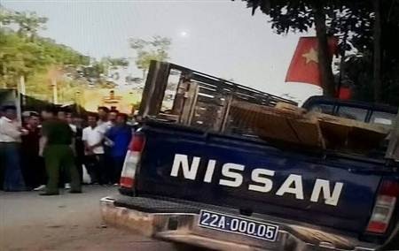 Khởi tố vụ án xe công an đâm chết hai người tại Tuyên Quang - 2 Vụ tai nạn đã khiến hai người đi bộ bị tử vong.