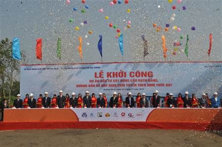 Khởi công dự án Cầu Bạch Đằng nối thông tuyến cao tốc Hạ Long - Hải Phòng - Hà Nội