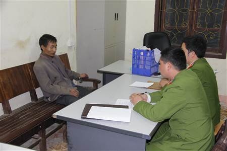 Đối tượng Tráng A Trá tại cơ quan Công an.