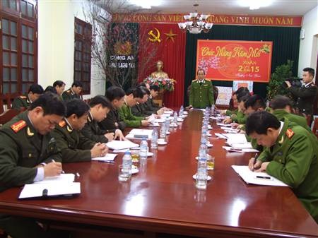 Tổng cục cảnh sát kiểm tra công tác cao điểm bảo vệ Tết nguyên đán tại Lạng Sơn - 1 Tổng cục cảnh sát kiểm tra công tác cao điểm bảo vệ Tết nguyên đán tại Lạng Sơn